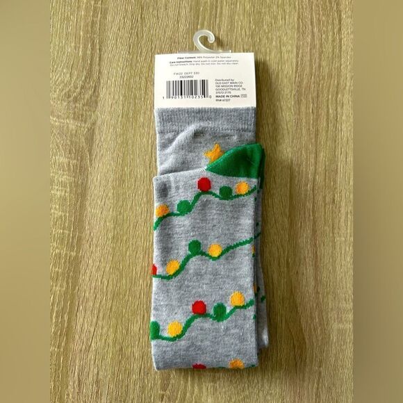 NWT … HOLIDAY STYLE “Light Up” Knee High Socks - Picture 3 of 3